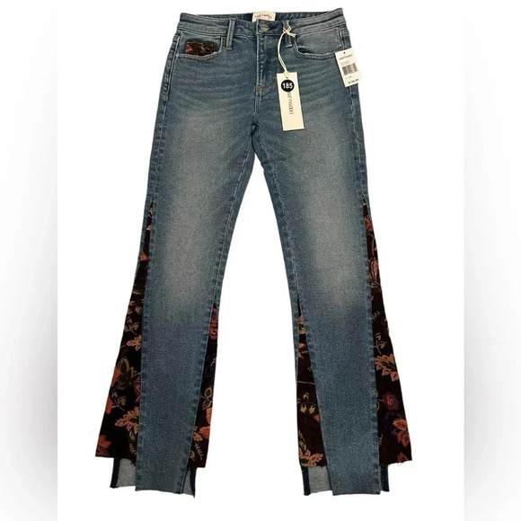 NWT DRIFTWOOD Medium Wash Indie Jeans 24